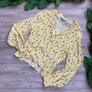 & Other Stories Yellow Ditsy Floral Blouse sz 4